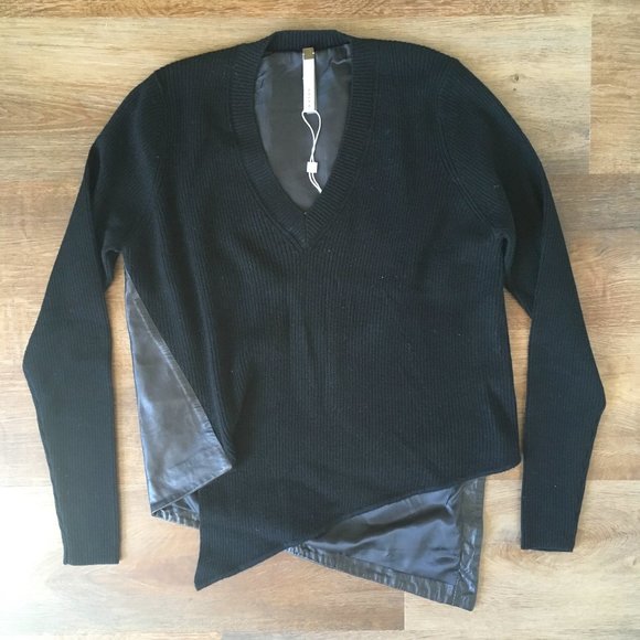 Revolve Soyer Black Leather Wool V Neck Asymmetrical Ribbed Crop Sweater Small - Picture 4 of 14